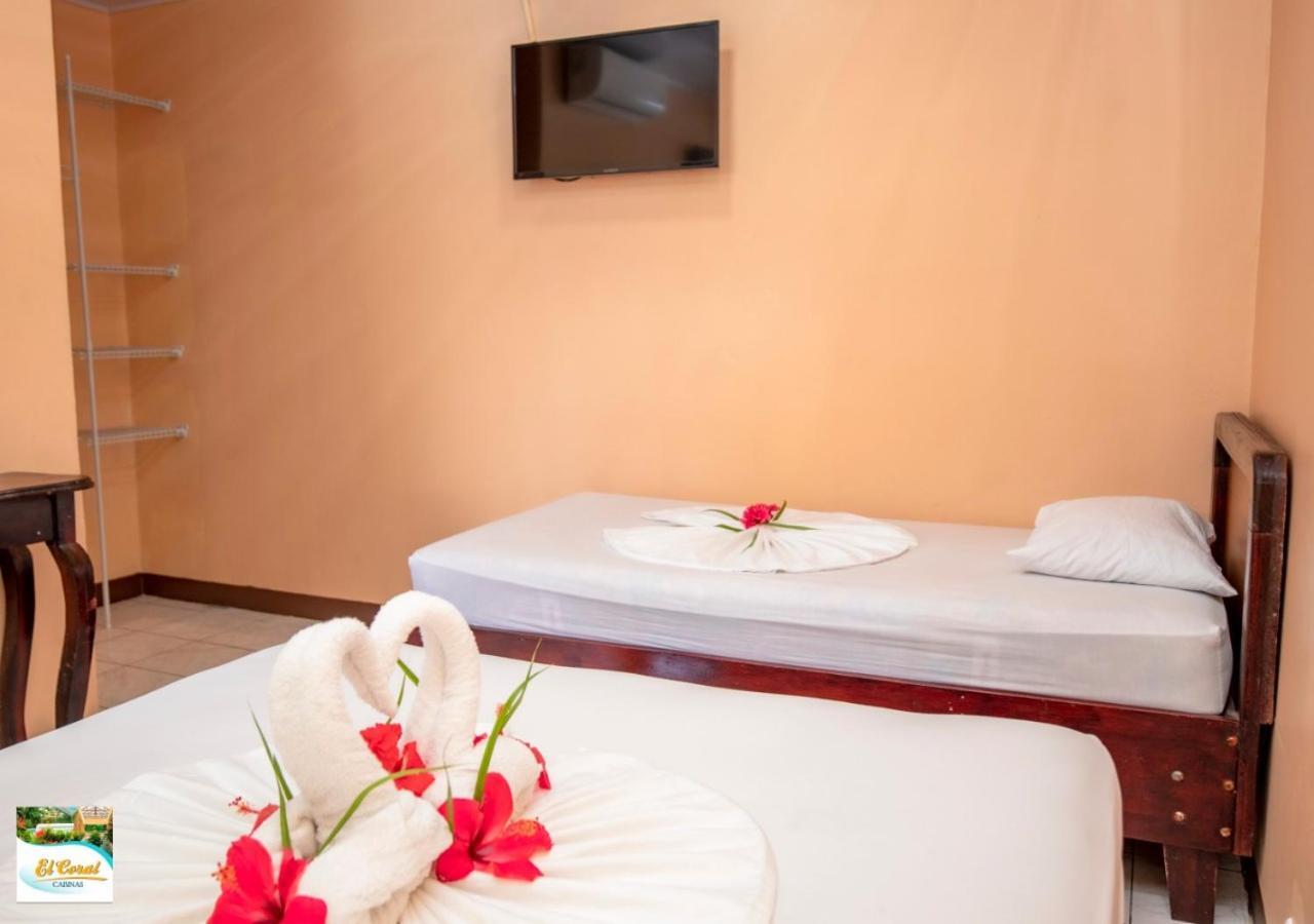 Hotel Y Cabinas El Coral ハコ エクステリア 写真